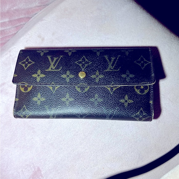 Louis Vuitton Handbags - Louis Vuitton Monogram Long Wallet Vintage Used